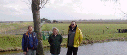 vlnr Henk van der Drift, Leen Vreugdenhil, Herman Weterings.